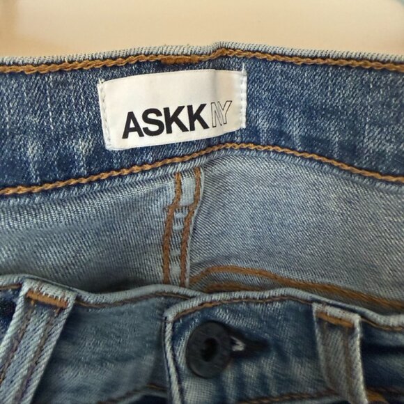 ASKKNY Straight leg distressed Jeans - Picture 2 of 5